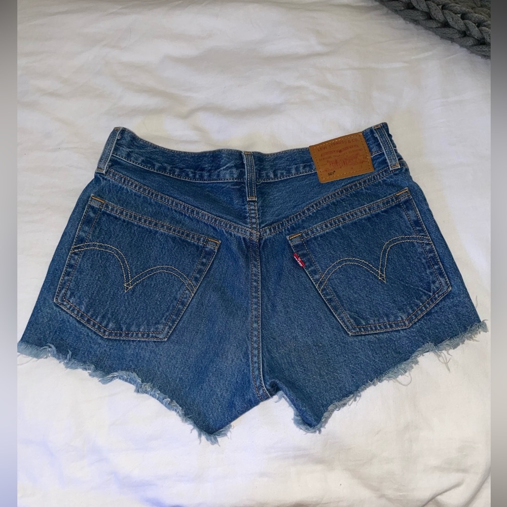 501 Levi’s women’s denim shorts